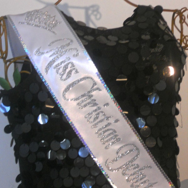 PAGEANT SASH, Débutante & Debonaire, Concours de beauté, Employé du mois, Ceinture personnalisée, Paillettes ou Brillant étincelant disponible Sashanation