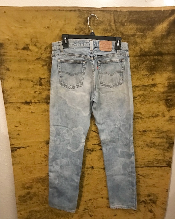 levis 27