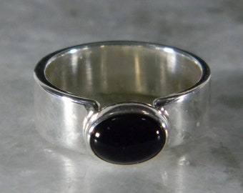 Details about   925 Sterling Silver Oval Black Onyx Cabochon Gemstone Ring For Christmas Gift