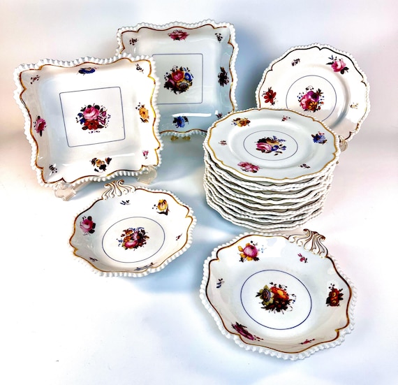 FLIGHT BARR & BARR Partial Dessert Service Hand Painted Flowers 16 Pcs C. 1815