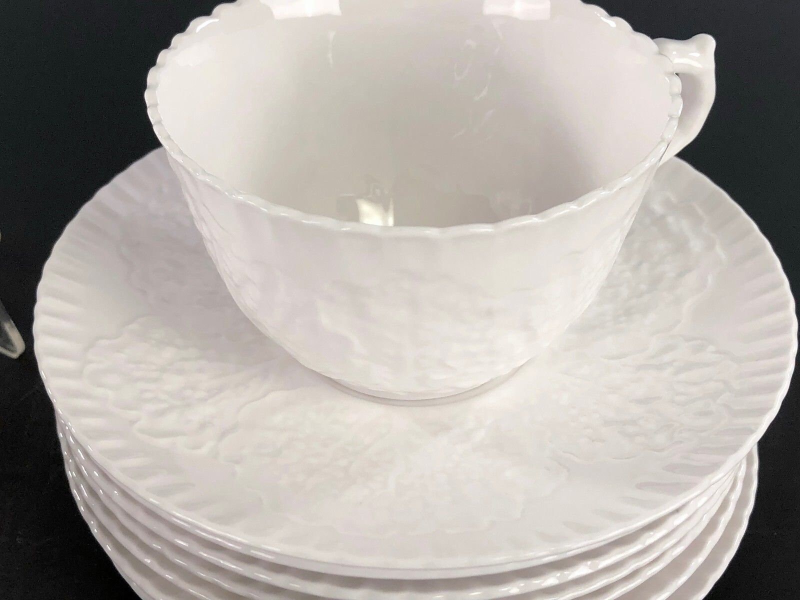 Spode SAVOY WHITE 8 Cups & Saucers Circa 19611975