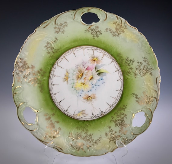 VICTORIAN CAKE PLATE German Porcelain with Daisy Decoration Gilding