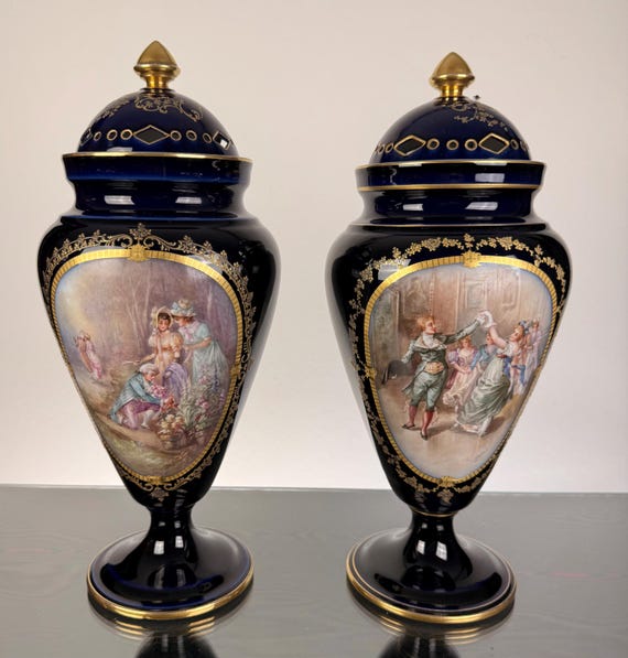 LIMOGES Pair Of Hand Painted Potpourri Urns GUERIN Signed Dubois