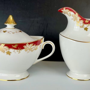 Vintage Royal Doulton Cream & Covered Sugar Set WINTHROP Pattern