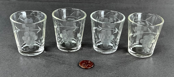 Antique Whiskey Glasses Very Small w Grape and Vine Copper Wheel Engraving Optic