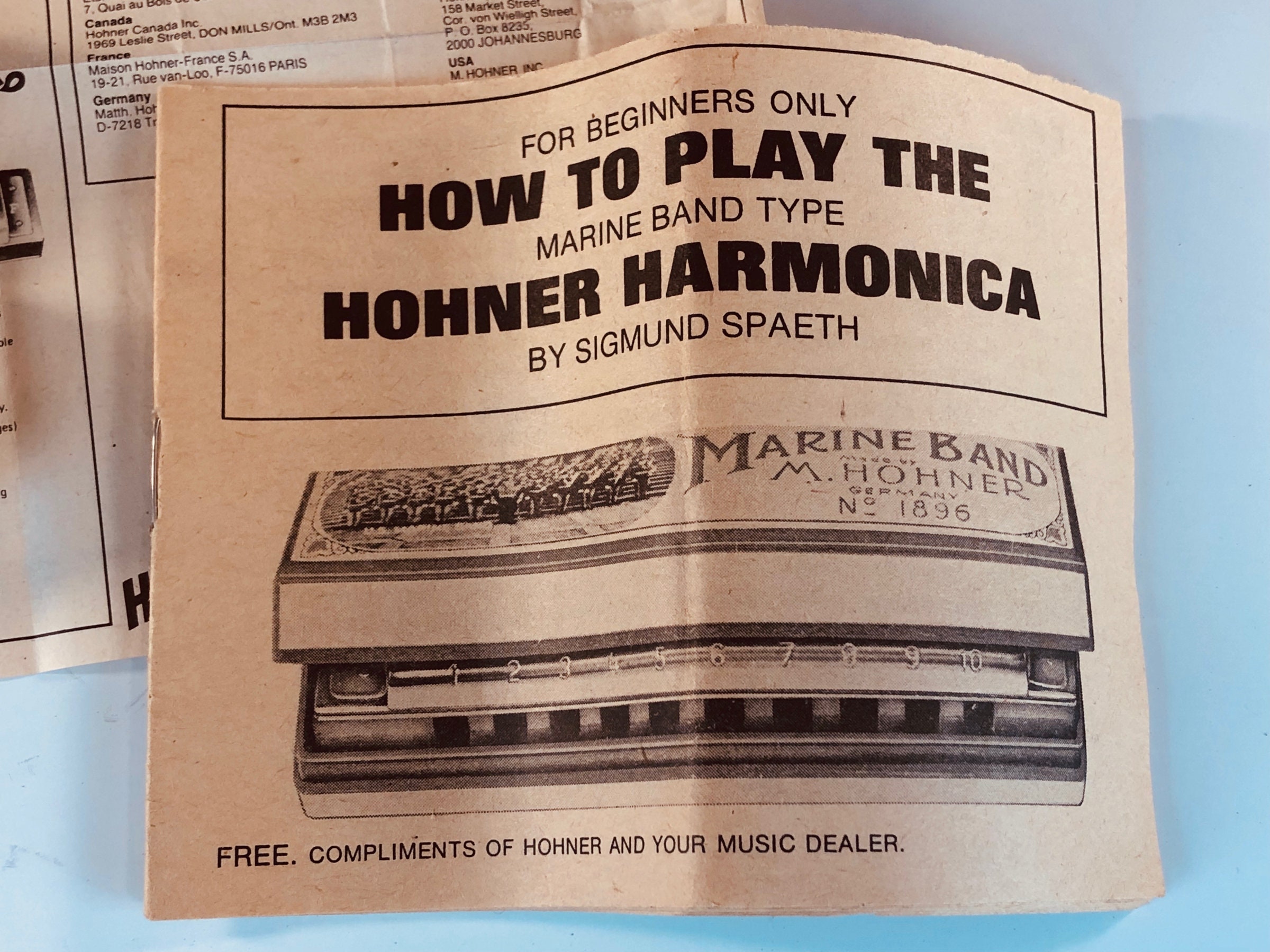 HOHNER MARINE BAND Harmonica with Box, Lesson Book, Instruction Insert