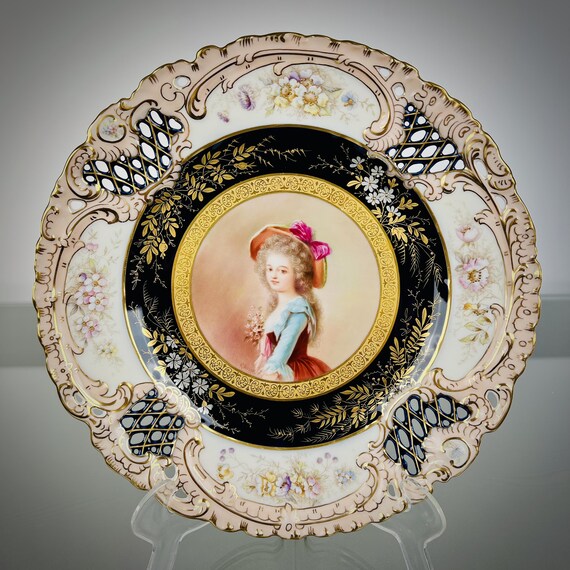 Porcelain Hand Painted Portrait Cabinet Plate French UNE INCROYABLE TRINQUESSE