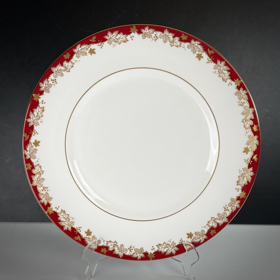 Vintage Royal Doulton Salad/Dessert Plates 8" - WINTHROP Pattern - 18 PIECES