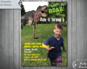 Dinosaur Running Invitation, Jurassic World invitation, Dinosaur chasing child invite, Dinosaur party invite, Dinosaur Birthday Invitation