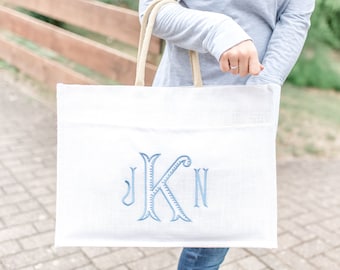 Monogram Burlap Jute Pocket Tote - White | Personalized Tote | Beach Tote | Beach Bag | Pool Tote | Bridesmaid Gift | Gift for Her