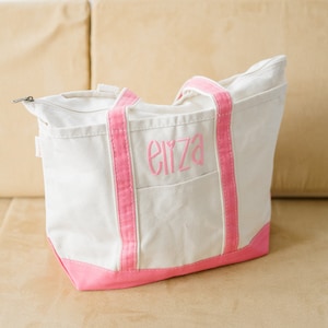 Personalized Canvas Boat Tote Bag with Zipper: Embroidered Canvas Beach Zip Top Tote