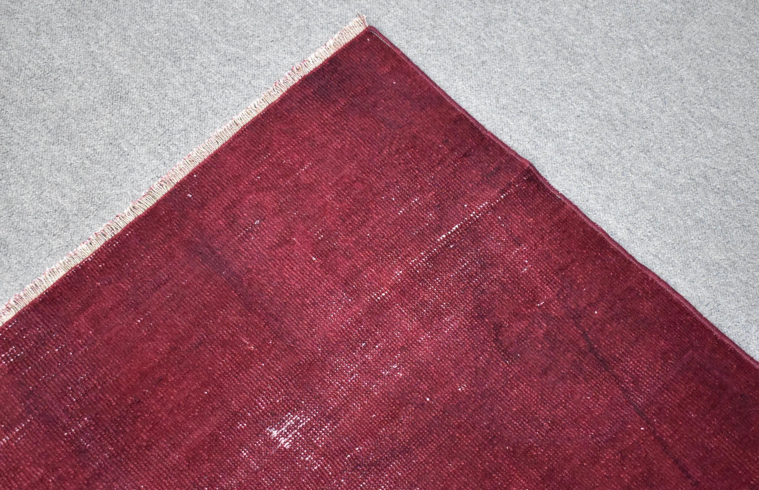 ヴィンテージ オーバーダイ トルコウールラグ、クラレットレッド