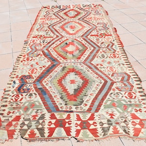 Worn Antique Turkish Kilim Rug, 62&#39;&#39; X 147&#39;&#39;  Collector&#39;s Piece Anatolian Distressed Kilim Rug, Organic Wool Kilim Rug, Worn Antique Kilim,