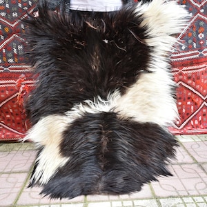 Angora Goat Leather Goatskin Fur, 2 x 3 ft, Pelt Hide 100% Natural Goat Skin Rug, Home Decor Rug, Organic Goatskin Fur, 72 x 83 cm