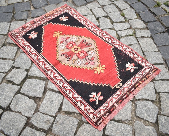 Turkish Rug, 19'' X 31'' Vintage Handmade Rug, Small Doormat Wool
