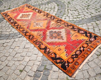 トルコ産クルド人絨毯 ハンドメイドカーペット45年物 素晴らしいアンティークトルコラグ、45インチ x 128インチの