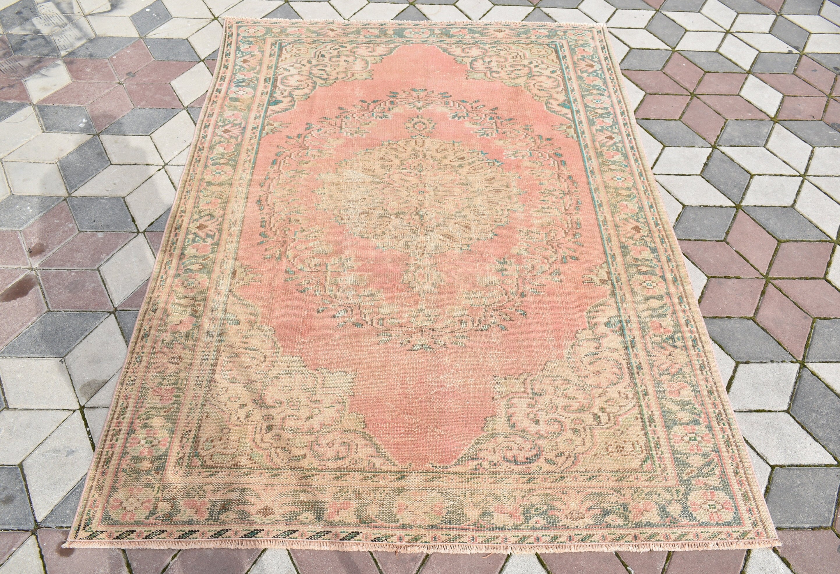 Turkish Rug, 69'' X 99'' Vintage Oushak Rug, Turkish Low Pile Rug