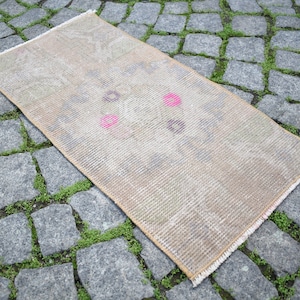 Vintage Turkish Rug, 16'' x 30'' Anatolian Kilim Hand-Knotted Small Doormat Rug, Hand Knotted Rug, Low Pile Oushak Small Rug,
