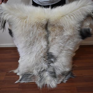 Angora Goat Leather Goatskin Fur, 2 x 3 ft, Pelt Hide 100% Natural Goat Skin Rug, Home Decor Goatskin Rug, 85 x 90 cm