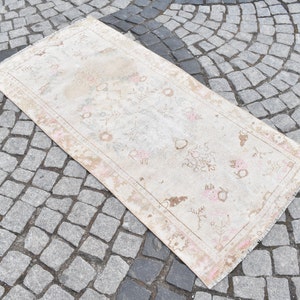Turkish Oushak Rug, 31'' x 66'' Vintage Anatolian Muted Dye Oushak Wool Area Pile Rug,Bohemian Low Pile Oushak Rug,