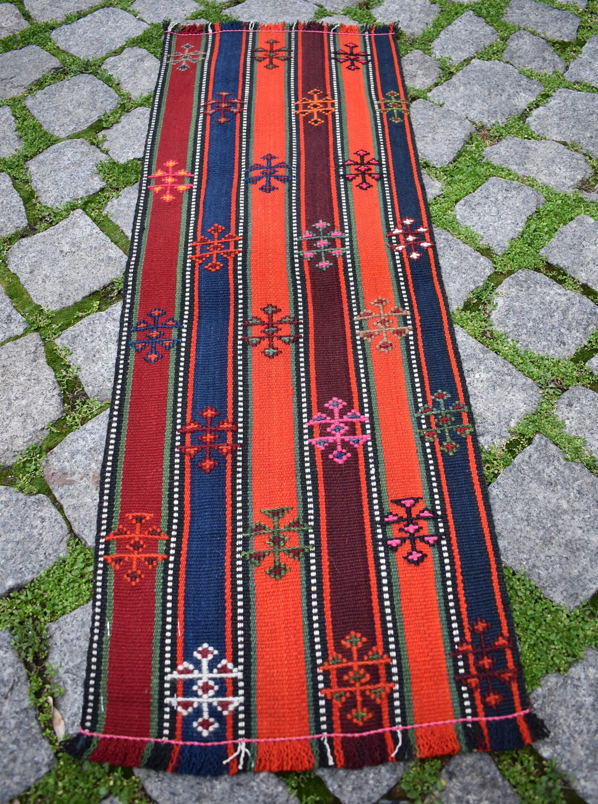 ヴィンテージ コーカサス スモール キリム ラグ、12 インチ x 32