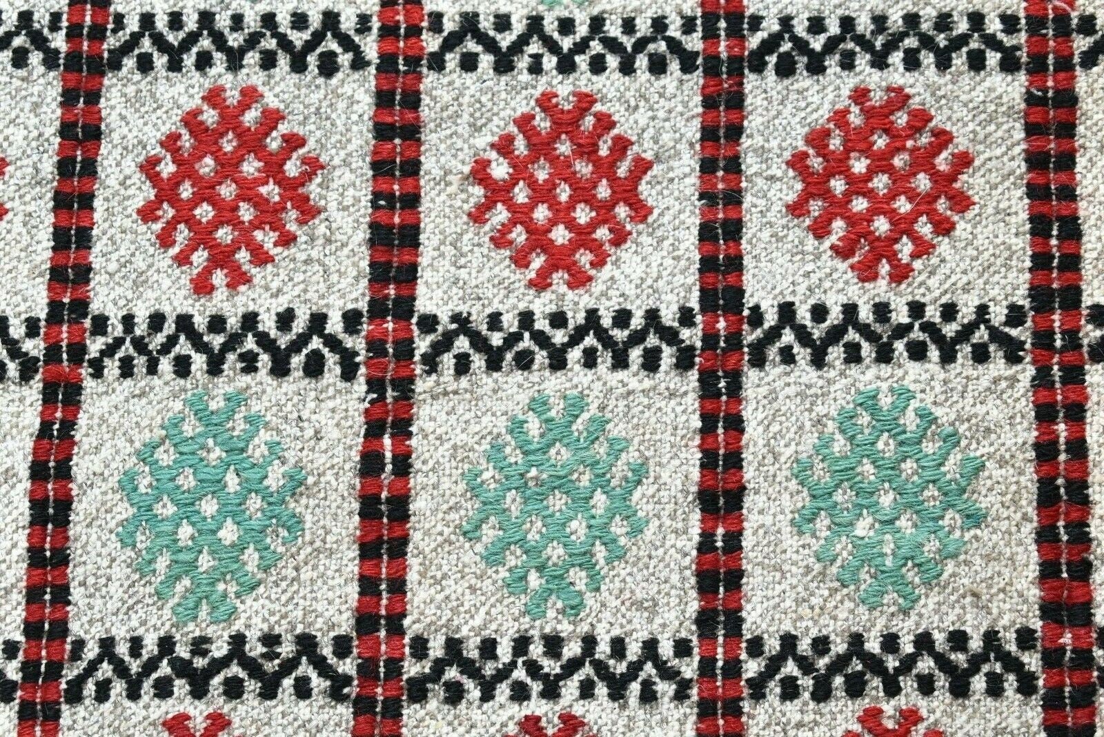 トルコ遊牧民キリムランナーラグ、刺繍ウール（26インチ×106インチ