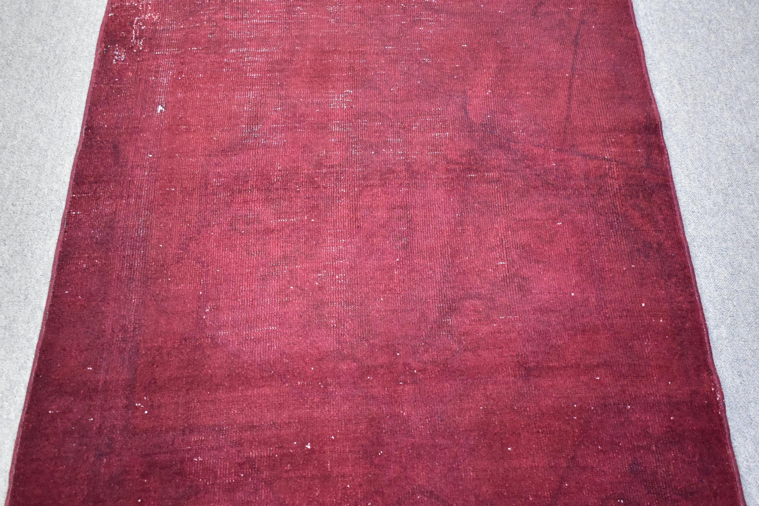 ヴィンテージ オーバーダイ トルコウールラグ、クラレットレッド