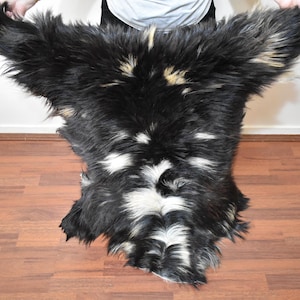 Angora Goat Leather Goatskin Fur, 2 x 3 ft, Pelt Hide 100% Natural Goat Skin Rug, Home Decor Goatskin Rug, 76 x 110 cm