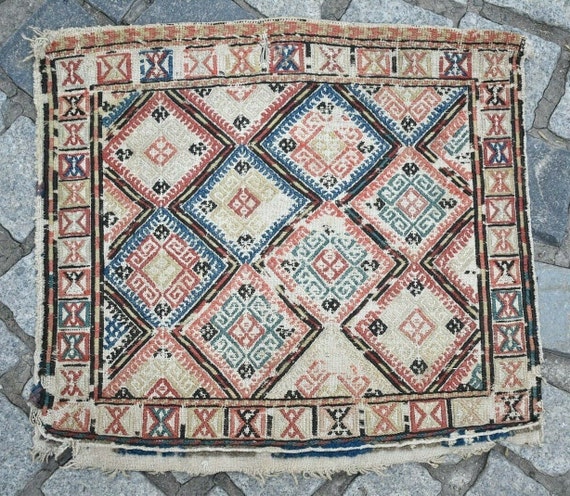 アンティーク コーカサス ヴェルネ キリム バッグフェイス、刺繍