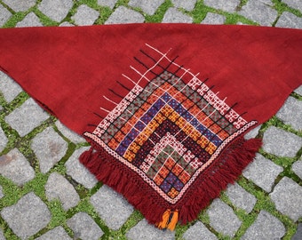 Stunning! Women Shawl Kilim Rug, 2'6'' x 3'0'' ft, Vintage West Anatolian Kilim Rug, Embroidered Woven Awesome Piece,