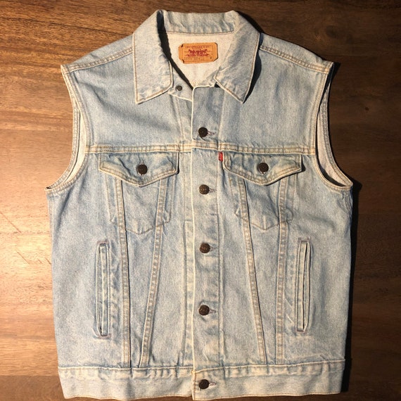 levi's sleeveless denim jacket