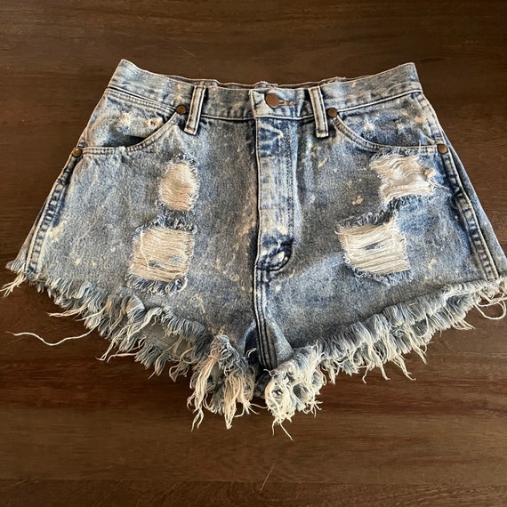 Trashed 1980s Wrangler Cutoff Jean Shorts Size 11
