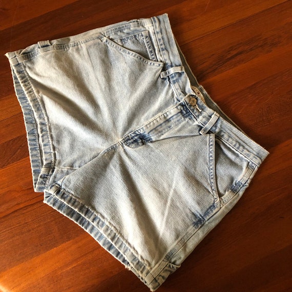 Vintage 1990s Tommy Hilfiger Distressed Jean Shor… - image 1