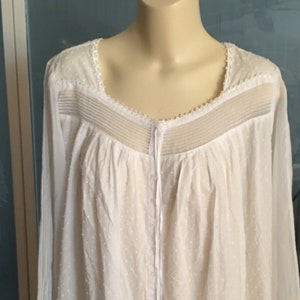 Vintage Eileen West Dotted Swiss Cotton Nightgown: Edwardian Style
