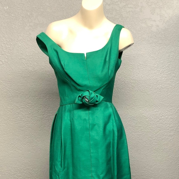 Vintage Sheath Strapless Green Dresses Homecoming Dress 16th Birthday Dresses main image 0