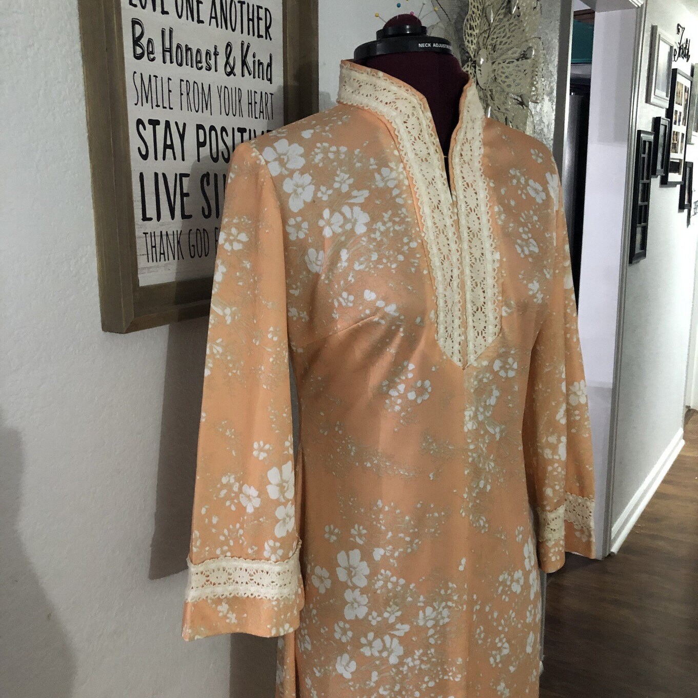 Vintage 70s Hippie Disco Caftan Maxi 