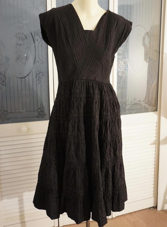Vintage 50s Black Cotton Pintucked Shirred Swing D