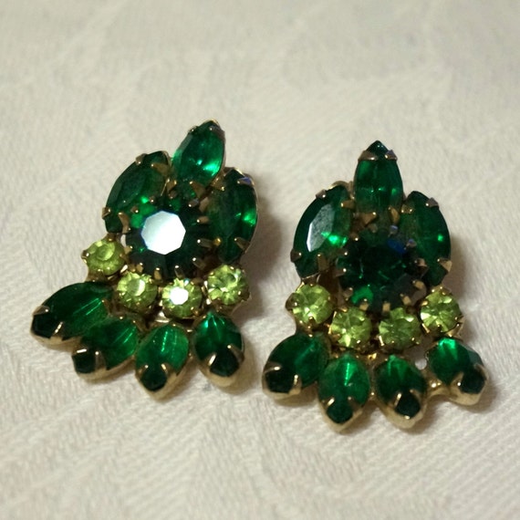 Wicked Vintage Prong Set Emerald & Peridot Rhines… - image 1