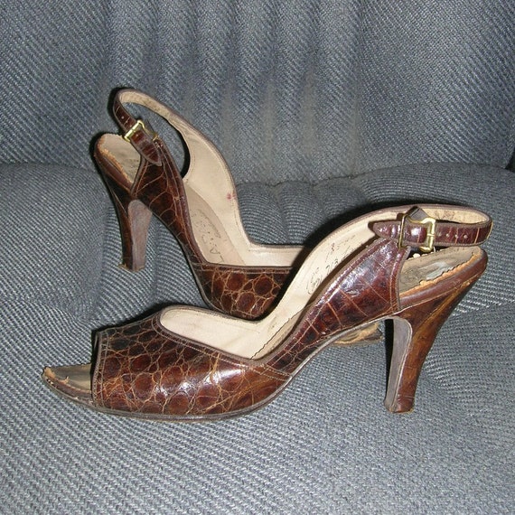 Vintage 40s LAPATTI Alligator Slingback Shoes Sand