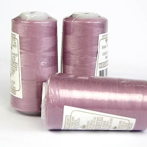 Sewing Thread Cones Overlock Rosewood 2750 m Color Number 884 / (3.79/pc)