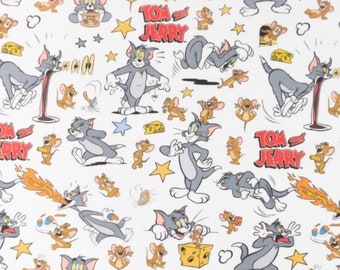 Tissu en coton Tom & Jerry sur tissu blanc sous licence à partir de 0,5 m (13,90/mètre)