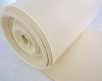 Craft felt sheet, sturdy, 3-4 mm thick, in beige cream from 0.5 m (9.50/meter)