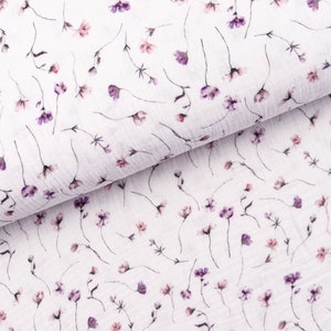 Tissu mousseline double gaze aquarelle fleurs violettes sur blanc à partir de 0,5 m 15,00/mètre image 1