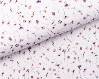 Tissu mousseline double gaze aquarelle fleurs violettes sur blanc à partir de 0,5 m (15,00/mètre)