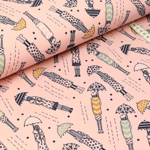 Puede incluir: Tela rosa con un patrón repetido de personas sosteniendo paraguas. Los paraguas son de varios colores y patrones, incluyendo lunares, rayas y diseños geométricos. Las personas llevan diferentes atuendos, incluyendo abrigos, vestidos y faldas.