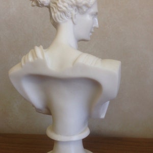 Artemis Diana Classical Bust image 3