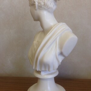 Artemis Diana Classical Bust image 2