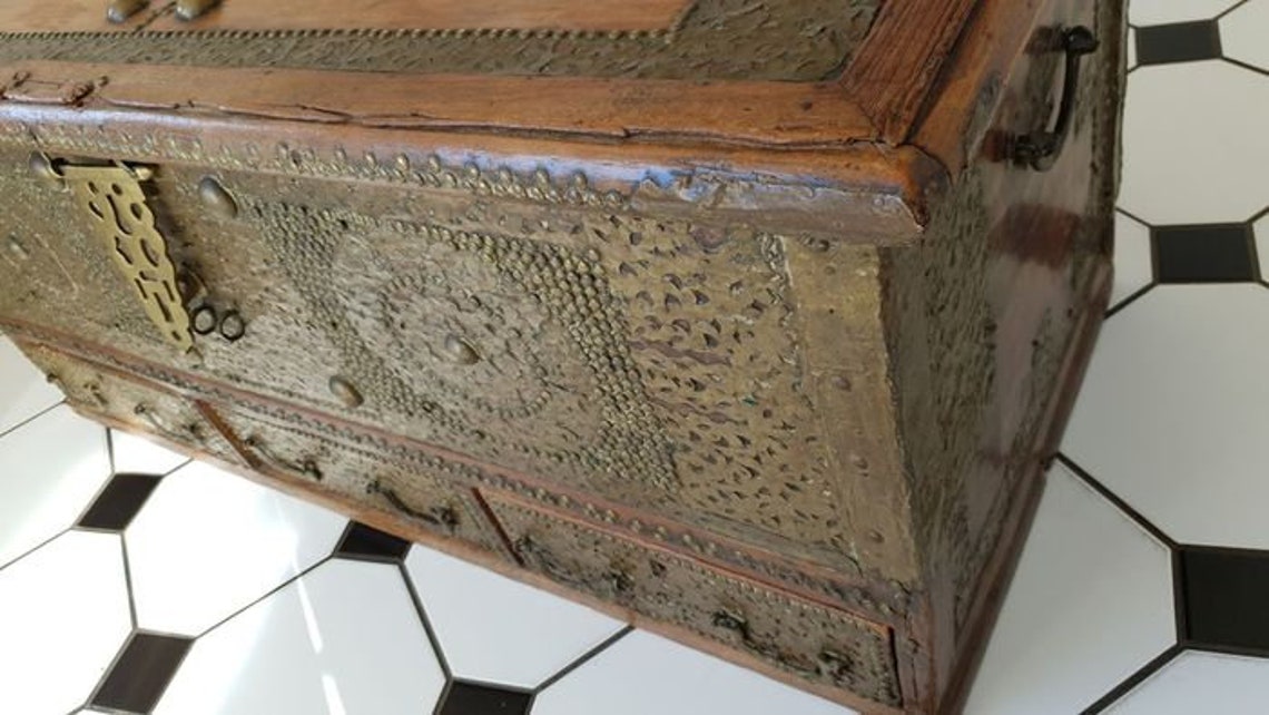 Rare Antique Omani African Zanzibar Chest Brassmounted Early 19th