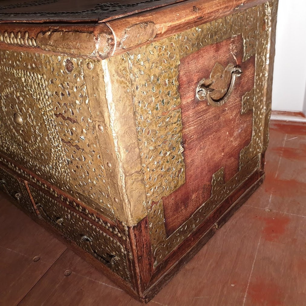 Rare Antique Omani African Zanzibar Chest Brassmounted Early Etsy