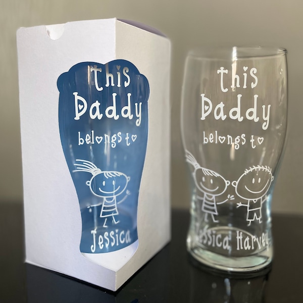 This daddy belongs to….., Personalised pint glass, daddy, dad, grandad, uncle, mummy, mum, daddy birthday, daddy Christmas, Fathers Day